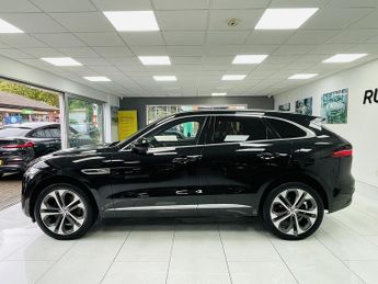 Jaguar F-PACE P400e R-Dynamic SE