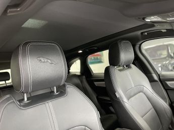 Jaguar F-PACE P400e R-Dynamic SE