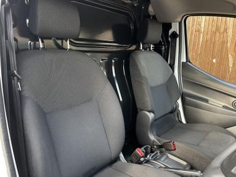 Nissan e-NV200 Visia