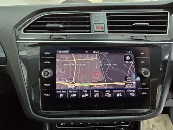 Volkswagen Tiguan TSI EVO R-Line Tech