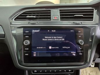 Volkswagen Tiguan TSI EVO R-Line Tech