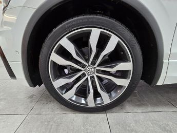 Volkswagen Tiguan TSI EVO R-Line Tech
