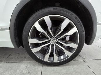 Volkswagen Tiguan TSI EVO R-Line Tech