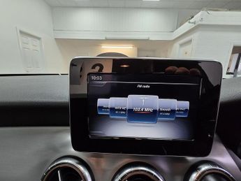 Mercedes-Benz CLA CLA180 AMG Line Edition