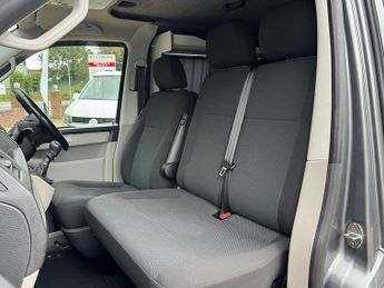 Volkswagen Transporter T6 T28 102 SWB Highline