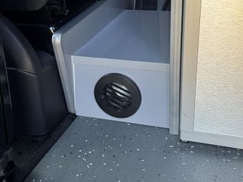 Volkswagen Transporter T6.1 T28 110 SWB