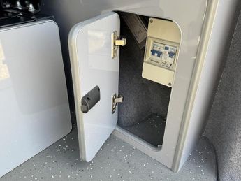 Volkswagen Transporter T6.1 T28 110 SWB