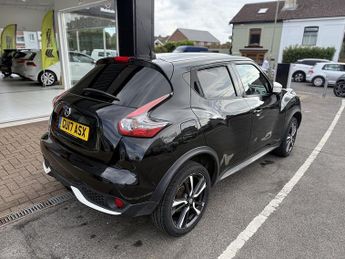 Nissan Juke 1.6 Tekna SUV 5dr Petrol XTRON Euro 6 (117 ps)