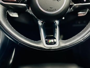 Jaguar F-PACE P400e R-Dynamic HSE