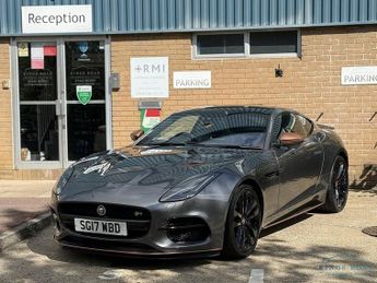 Jaguar F-Type V8 R