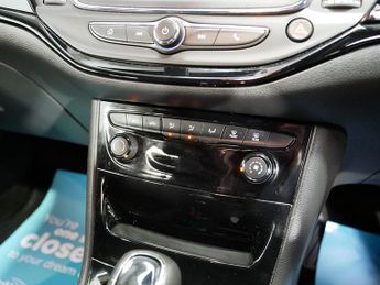 Vauxhall Astra CDTi BlueInjection SRi