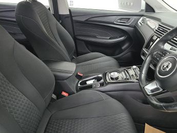 MG MG5 Excite Long Range