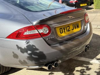 Jaguar XKR V8