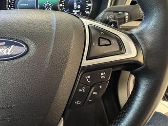 Ford Mondeo T EcoBoost Vignale