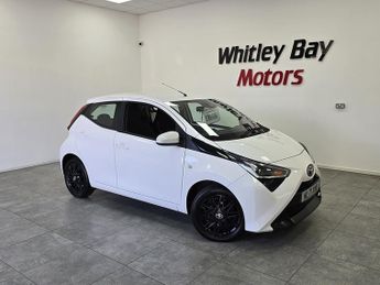 Toyota AYGO VVT-i x-play