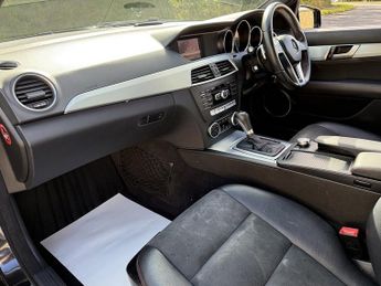 Mercedes-Benz C Class 2.1 C220 CDI AMG Sport Plus Saloon 4dr Diesel G-Tronic+ Euro 5 (
