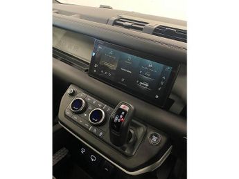 Land Rover Defender 90 Defender 90 3.0 D250 MHEV Hard Top SUV Auto 4WD SWB Euro 6 (s/s)