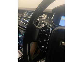 Land Rover Range Rover Range Rover 4.4 SD V8 Autobiography Auto 4WD Euro 6 (s/s) 5dr