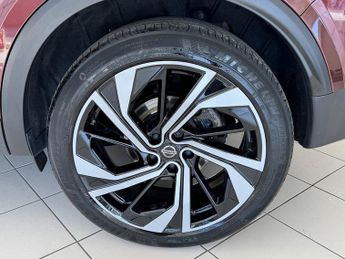 Nissan Qashqai DIG-T MHEV Tekna+