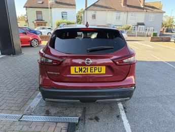 Nissan Qashqai 1.3 DIG-T N-Connecta SUV 5dr Petrol DCT Auto Euro 6 (s/s) (160 p