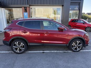 Nissan Qashqai 1.3 DIG-T N-Connecta SUV 5dr Petrol DCT Auto Euro 6 (s/s) (160 p
