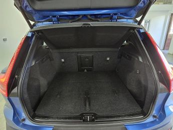 Volvo XC40 P8 First Edition