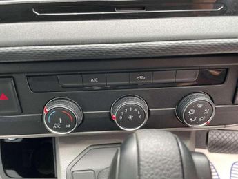 VOLKSWAGEN TRANSPORTER TRANSPORTER TRANSPORTER 2.0 TDI T30 Startline Panel Van 5dr Dies