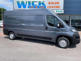 Peugeot Boxer Boxer Boxer 2.2 BlueHDi 335 Professional Premium + Panel Van 5dr