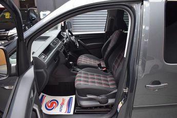 Volkswagen Caddy Maxi 2.0 TDI C20 Crew Van Double Cab 5dr Diesel DSG LWB Euro 6 (s/s) 