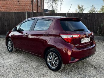 Toyota Yaris VVT-h Icon