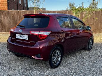 Toyota Yaris VVT-h Icon