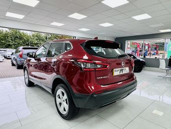 Nissan Qashqai DIG-T Acenta Premium