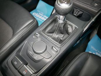 Audi Q2 TFSI Black Edition