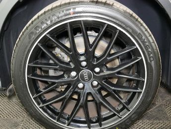 Audi Q2 TFSI Black Edition