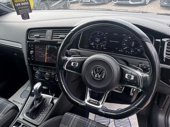 Volkswagen Golf TSI GTE Advance