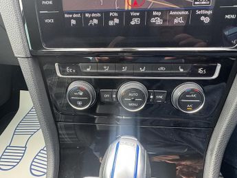 Volkswagen Golf TSI GTE Advance