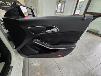 Mercedes-Benz CLA CLA200d AMG Line