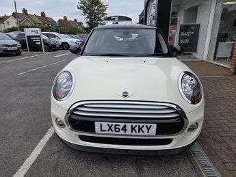 MINI Hatch 1.5 Cooper Hatchback 3dr Petrol Auto Euro 6 (s/s) (136 ps)