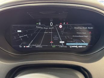 Jaguar E-PACE P300e R-Dynamic HSE