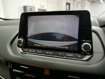 Nissan Qashqai DIG-T MHEV Acenta Premium