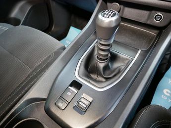 Nissan Qashqai DIG-T MHEV Acenta Premium