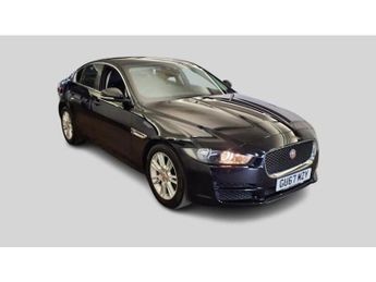 Jaguar XE i Prestige