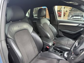 Audi Q3 2.0 TDI S line SUV 5dr Diesel S Tronic quattro Euro 5 (s/s) (177