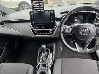 Toyota Corolla 1.8 VVT-h Icon Tech Hatchback 5dr Petrol Hybrid CVT Euro 6 (s/s)