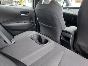 Toyota Corolla 1.8 VVT-h Icon Tech Hatchback 5dr Petrol Hybrid CVT Euro 6 (s/s)