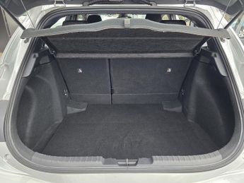 Toyota Corolla 1.8 VVT-h Icon Tech Hatchback 5dr Petrol Hybrid CVT Euro 6 (s/s)