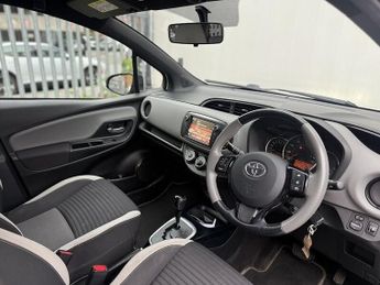 Toyota Yaris 1.33 Dual VVT-i Design Hatchback 5dr Petrol Multidrive S Euro 6 