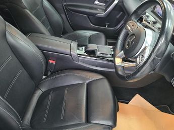 Mercedes-Benz CLA CLA180 AMG Line