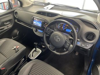 Toyota Yaris VVT-h Excel