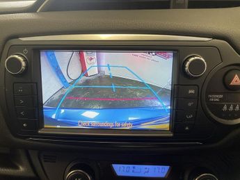 Toyota Yaris VVT-h Excel